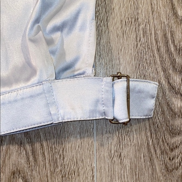 axara silk Capri pants - Picture 2 of 3